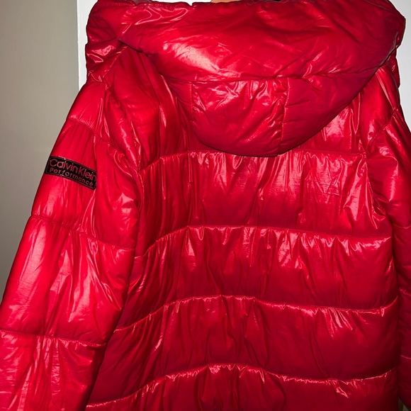 Sexy Calvin Klein Puffer - Picture 2 of 5